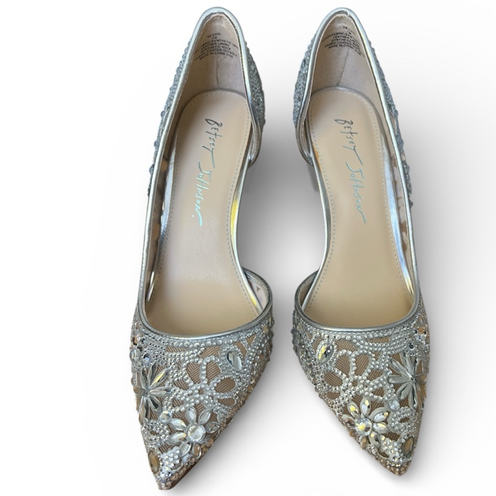 Betsey Johnson - NWOT Women's Chic Rhinestone Evening Pumps 7M - Picture 2 of 3